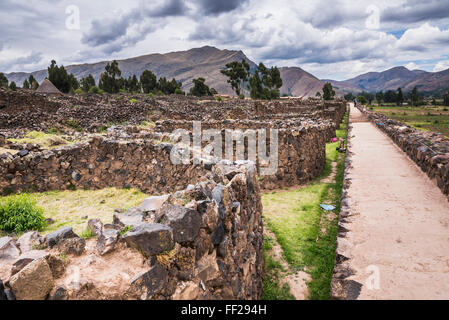 Raqchi rovine Inca, un sito archaeoRMogicaRM nella regione di Cusco, Perù, Sud America Foto Stock