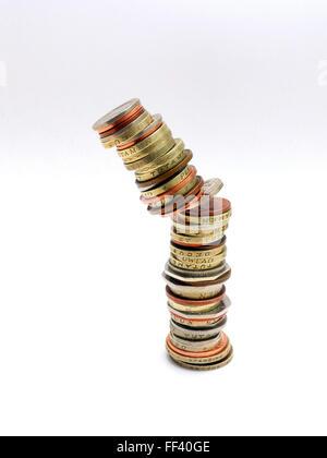 British monete in una pila collassare Foto Stock