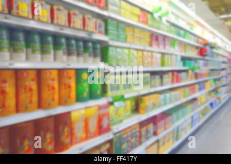 Sfocate sezione tè al supermercato in Canada Foto Stock