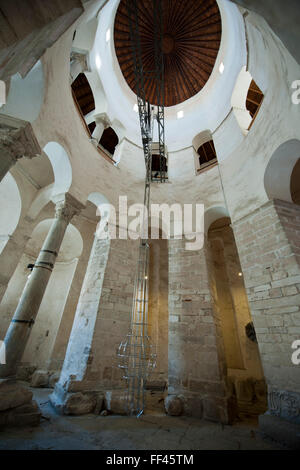 Kroatien, Dalmatien, Zadar, Sveti Donat, Blick in die Kuppel der Rundkirche des heiligen donatus . Foto Stock