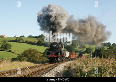 Locomotiva a vapore BR Classe Standard 5MT 4-6-0 75029 Cavaliere verde Foto Stock