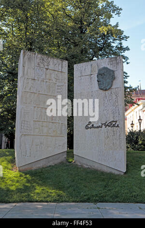 Memoriale per la scrittrice estone Eduard Vilde a Tallinn in Estonia. Foto Stock