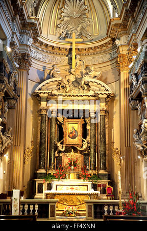 L'altare di Santa Maria dei Miracoli a Roma Foto Stock