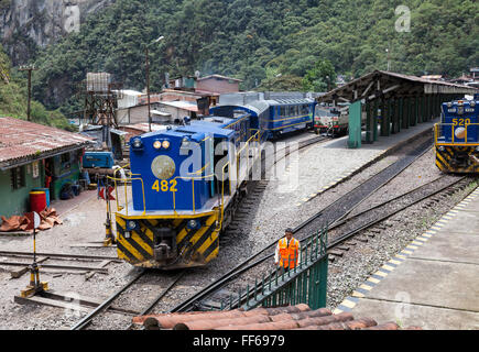 Stazione ferroviaria a Agua Calientes, Perù Foto Stock