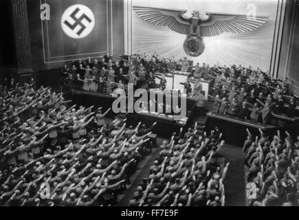 Nazismo / nazionalsocialismo, politica, governo, sessione del Reichstag in occasione della dichiarazione di Hitler sul quinto anniversario della presa di potere del Partito nazista, Teatro dell'Opera di Kroll, Berlino, 20.2.1938, diritti aggiuntivi-clearences-non disponibili Foto Stock