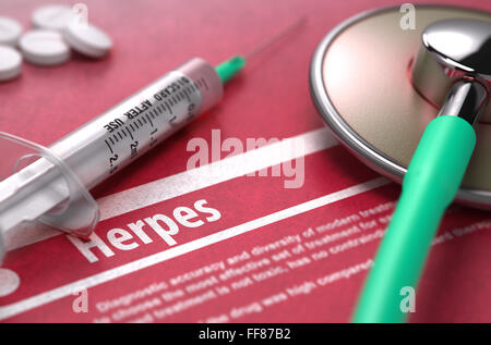 Herpes. Concetto medico su sfondo rosso. Foto Stock