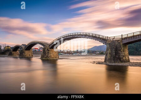 Ponte Kintaikyo in Iwakuni, Hiroshima, Giappone. Foto Stock