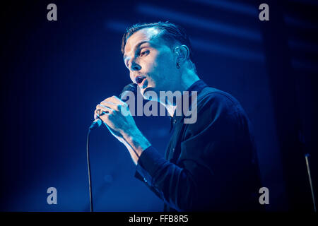 Glasgow, Scotland, Regno Unito. Xi Febbraio, 2016. Theo Hutchcraft della band fa male svolge in corrispondenza di O2 Academy Glasgow il 11 febbraio, 2016. Glasgow, Scotland Credit: Sam Kovak/Alamy Live News Foto Stock