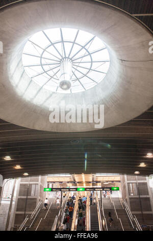 Struttura di vetro e acciaio che di Britomart treno hub di trasporto a Auckland,l'isola nord,Nuova Zelanda,pacifico, Foto Stock