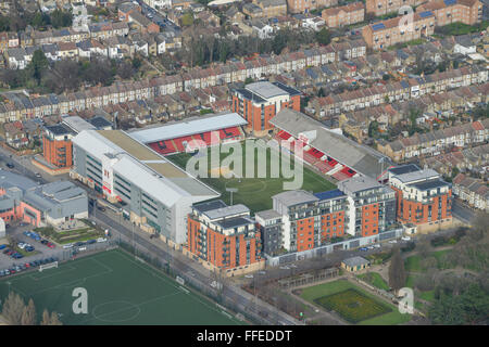 Una veduta aerea di Brisbane Road. La casa di Leyton Orient FC Foto Stock