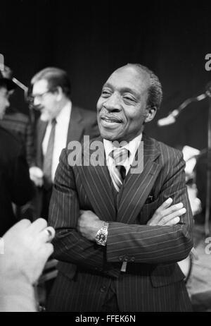 I musicisti jazz Joe Wilder e Vernel Fourtier in una sessione disposti da Loren Schoenberg nella città di New York. Il concerto è stato il 20 gennaio 1985, presso il Teatro del vigneto in Manhattan. Foto Stock