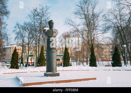 Gomel, Bielorussia - 23 Gennaio 2016: Monumento di Gromyko a Gomel, Bielorussia. Andrei Gromyko (1909-1989) era un sovietico più duri Foto Stock