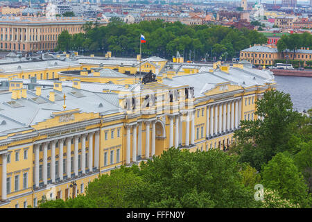 La Piazza del Senato, vista dal colonnato di San Isacco cattedrale, San Pietroburgo, Russia Foto Stock