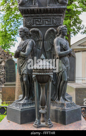 Il cimitero di Lazzaro, Alexander Nevsky Lavra, San Pietroburgo, Russia Foto Stock