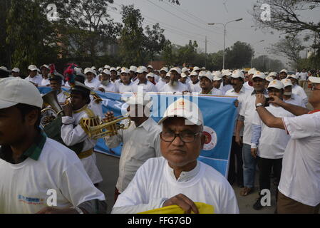 Bangladesh emittente radio terrà una manifestazione per celebrare il world radio day a Agargaon a Dhaka, nel Bangladesh. Il 13 Febbraio 2016 13 febbraio è una data proclamata dall UNESCO per festeggiare la trasmissione radio, migliorare la cooperazione internazionale tra le emittenti radio e incoraggiare i decisori a creare e fornire accesso alle informazioni attraverso la radio, comprese le radio comunitarie. Foto Stock