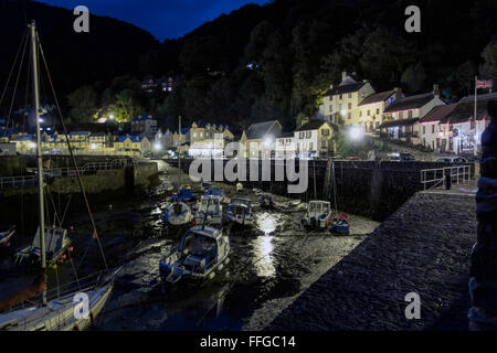 Lynmouth Harbour di notte Foto Stock