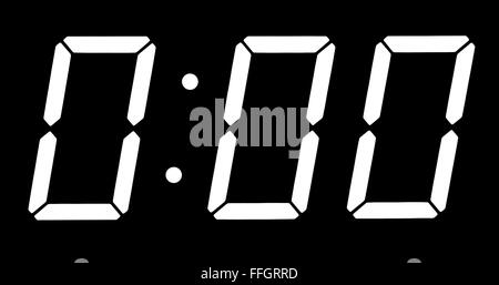 Orologio digitale visualizza zero ore zero minuti. Isolato su sfondo nero Foto Stock
