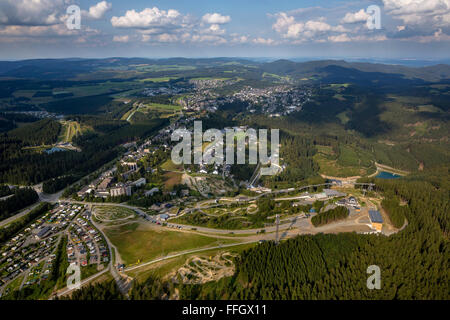 Vista aerea, Winterberg bob, VELTINS EisArena, pista di pattinaggio su ghiaccio per il luge, lo scheletro e Bob sport, sport invernali, Bob Foto Stock