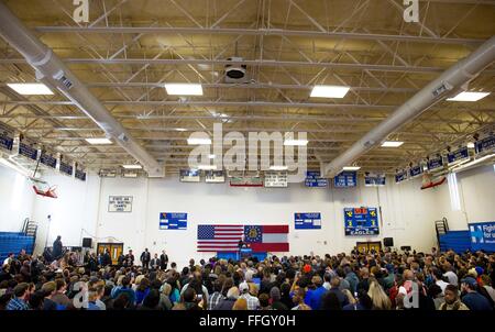 College Park, GA, Stati Uniti d'America. Xiii Febbraio, 2016. L'ex Presidente Bill Clinton campagne per sua moglie, candidato presidenziale democratico HILLARY CLINTON a nord Clayton High School. Credito: Branden Camp/ZUMA filo/Alamy Live News Foto Stock