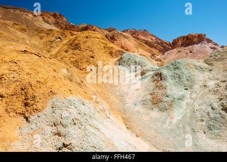 Artista della tavolozza rock formazione nel Parco Nazionale della Valle della Morte, California Foto Stock