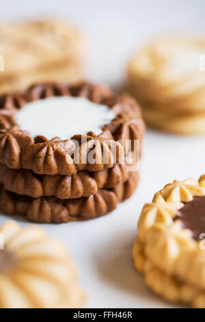 Varietà di pile di cookie Foto Stock