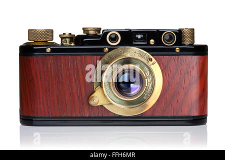 Vintage fotocamera, isolato su uno sfondo bianco, percorso di clipping incluso. Foto Stock