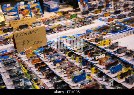 Birmingham, Regno Unito. Xiv Feb, 2016. Giocattolo di collezionisti dove le persone possono acquistare antichi e nuovi giocattoli da collezione. Credito: Steven roe/Alamy Live News Foto Stock