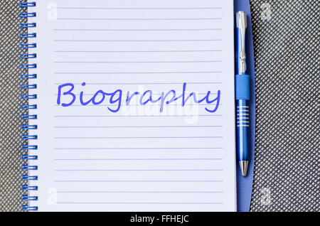 Biografia di concetto di testo scrivere su notebook Foto Stock