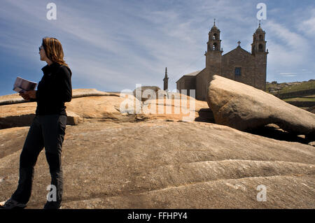 Modo di San Giacomo, Ruta Jacobea. A Muxia, A Coruña. Un Nosa Señora da Barca santuario. St. James's Way, St. James's percorso, San Jame Foto Stock