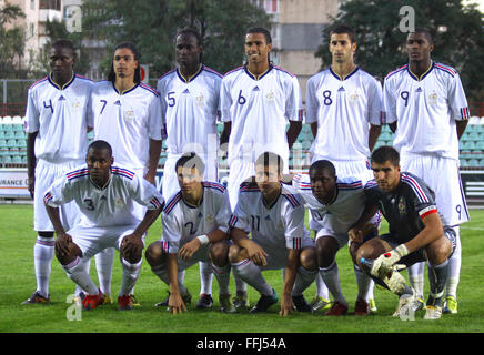 Kiev, Ucraina - 3 Settembre 2010: Francia (Sotto-21) team nazionale posano per una foto di gruppo prima di UEFA Europei Under-21 Campionato partita di qualificazione contro l'Ucraina il 3 settembre 2010 a Kiev, Ucraina Foto Stock