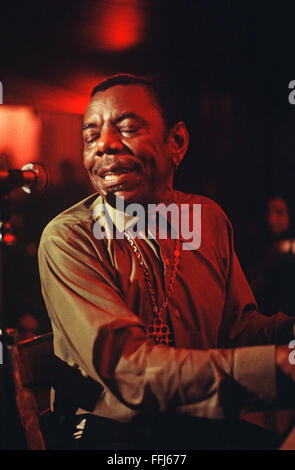 Champion Jack Dupree blues in un club inglese negli anni settanta e ottanta Foto Stock