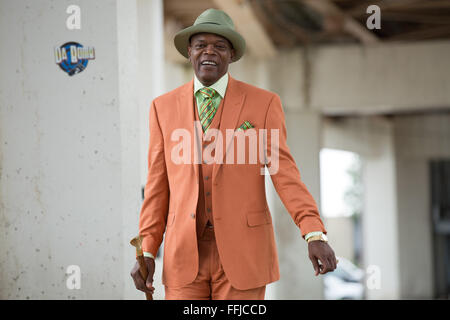 Dispensa - una dispensa non datata immagine mostra un ancora dal film "Chi-Raq' con l'attore Samuel L. Jackson. Il film di Spike Lee è stato presentato fuori concorso al 66° Festival Internazionale del Cinema di Berlino il 16 febbraio 2016. Foto: Parrish Lewis/Berlinale/dpa (attenzione i redattori: per solo uso editoriale IN CONNESSIONE CON LA CREAZIONE DI RAPPORTI SULLA 2016 BERLINALE FINO AL 21 MARZO 2016/CREDITO: BERLINALE/dpa) Foto Stock