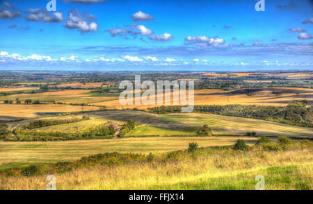 Campagna inglese e vista da Ivinghoe Beacon Chiltern Hills Bucks England Regno Unito tra Dunstable Bedfordshire Foto Stock