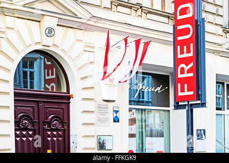 Ex casa di Sigmund Freud, il padre della psicoanalisi, Berggasse 19, Vienna, Austria, ora un museo Foto Stock