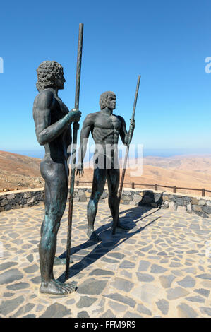 Statue di kings pretesto e Ayose, Parque Rural, Fuerteventura, Isole Canarie, Spagna Foto Stock