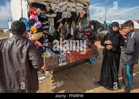 Small business in un campo di rifugiati in Iraq settentrionale Foto Stock