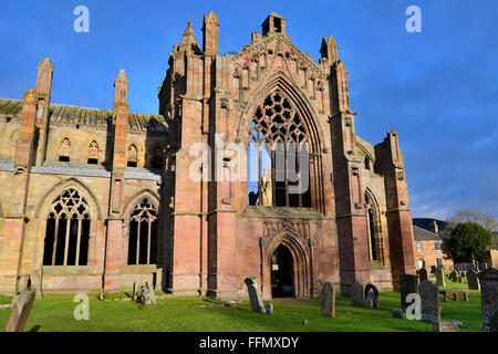 Rovine di Melrose Abbey, Scottish Borders, Regno Unito Foto Stock