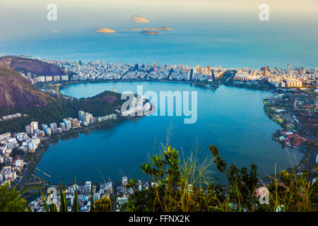 La Lagoa Rodrigo de Freitas. Rio de Janeiro. Il Brasile Foto Stock