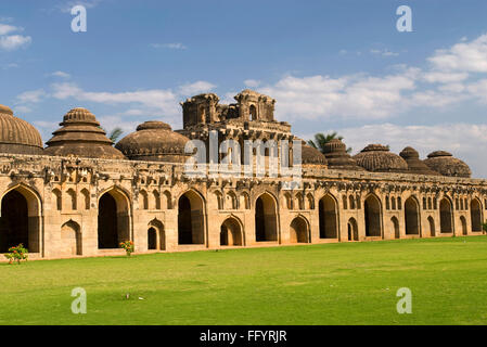 Elephant Scuderie Hampi , Karnataka , India Foto Stock