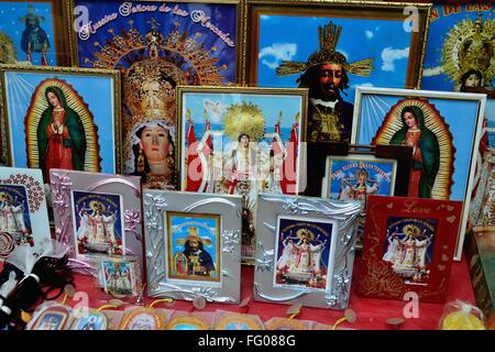 Negozio di souvenir - Basilica della Virgen de las Mercedes in PAITA. Dipartimento di Piura .PERÙ Foto Stock