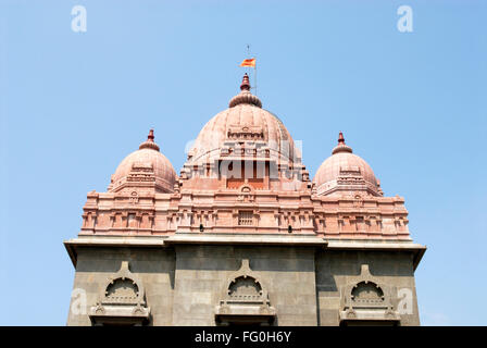 Riccamente decorate cupole di Swami Vivekananda Rock Memorial Mandapam inaugurato nel 1970 , Kanyakumari , Tamil Nadu , India Foto Stock