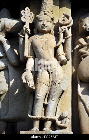 Dikpala sulla parete del tempio jagadambi Khajuraho Madhya Pradesh india Foto Stock