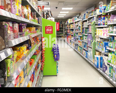 Supermercato corsia Foto Stock