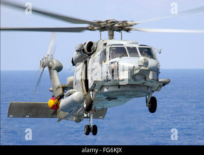 Seahawk elicottero, US Navy Seahawk elicottero in volo Foto Stock