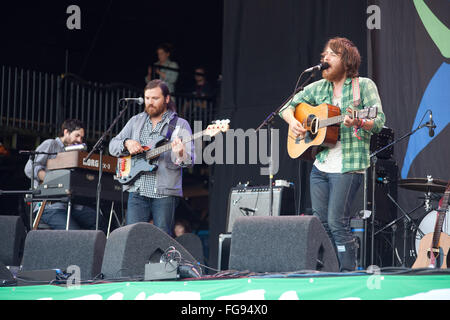 Fleet Foxes sulla fase della piramide al Glastonbury Festival 2009, Somerset, Inghilterra, Regno Unito. Foto Stock