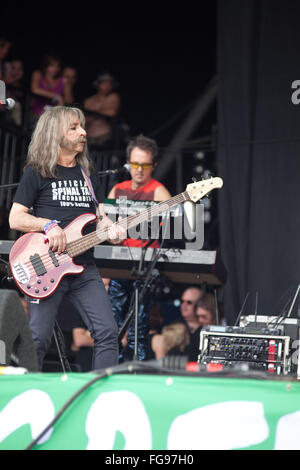 Spinal Tap eseguendo sulla fase della piramide, Glastonbury Festival 2009, Somerset, Inghilterra, Regno Unito. Foto Stock