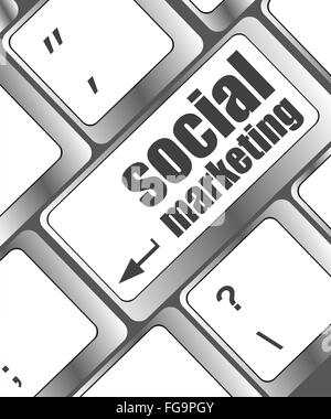 Il marketing sociale o internet marketing concetti, con messaggio sul tasto Invio della tastiera Foto Stock