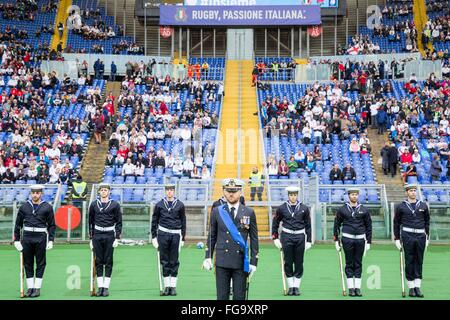 Roma, Italia. Xiv Feb, 2016. Marina Militare Italiana (Marina Militare) a RBS 6 Nazioni durante la partita Italia vs Inghilterra allo Stadio Olimpico di Roma. © Davide Fracassi/Pacific Press/Alamy Live News Foto Stock