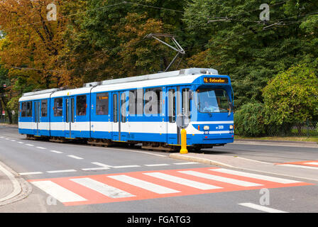 Il tram a Cracovia, Polonia Foto Stock