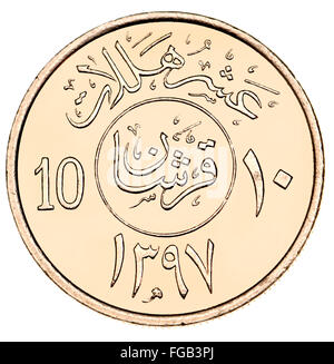 10 Halala moneta di Arabia Saudita che mostra la scrittura araba e simboli (cupro-nickel) e data 1397 (1977) del calendario islamico Foto Stock